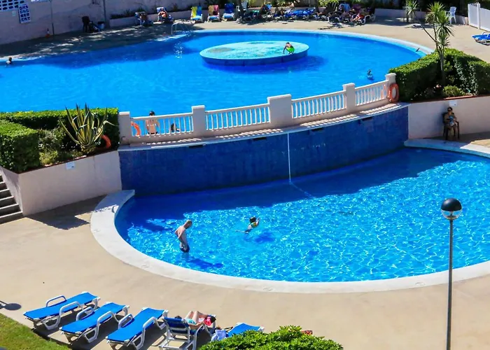 Luminoso Apartamento En Salou Con Terraza Y Parque Infantil Ideal Familias
