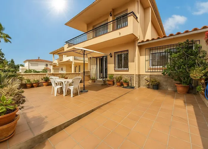 Cozy House In Salou Center