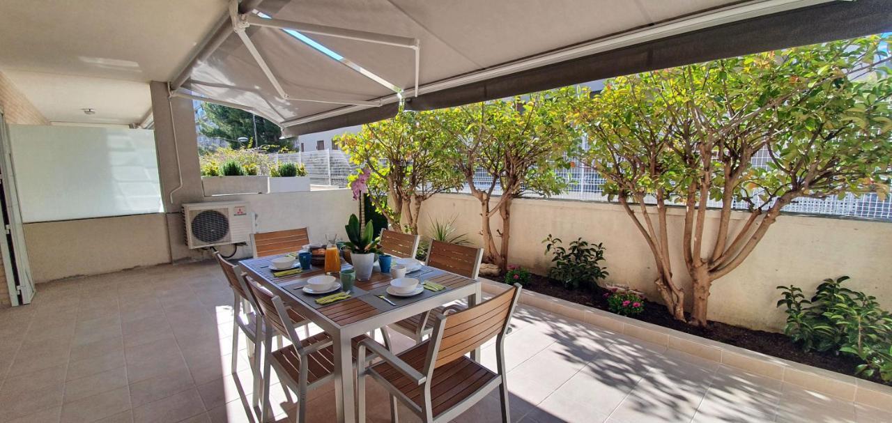 Apartment Saloutrip - *
