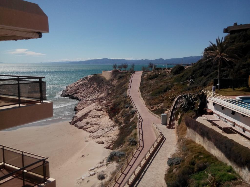Apartment Differentflats Cala Llenguadets