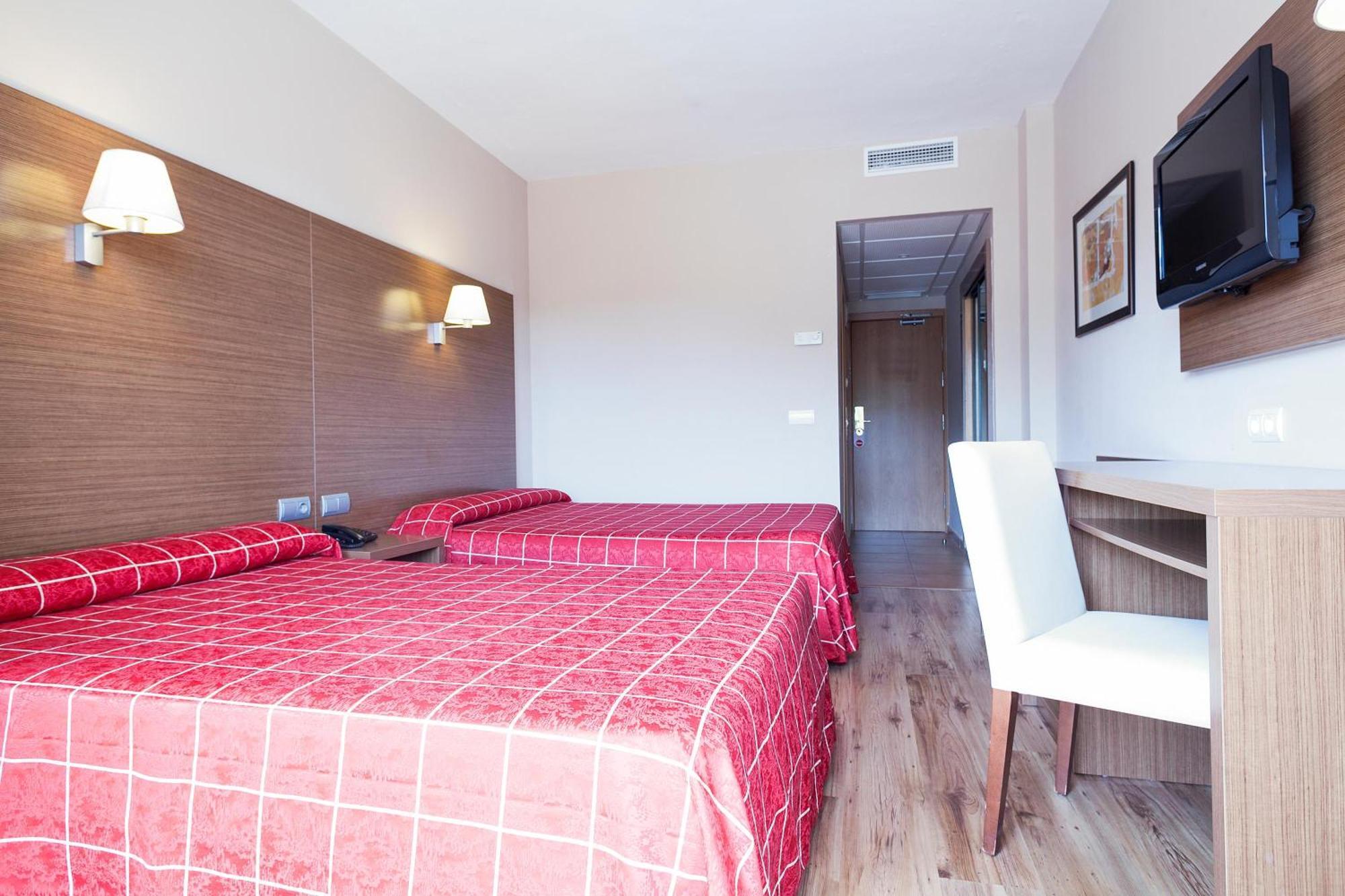 Hotel Best Oasis Park 4*