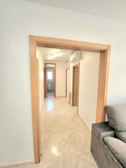 Large In Front Of The Beach! Withparking * Salou