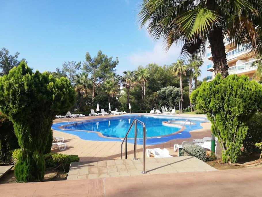 Familiar Con Piscina Y Parking * Salou