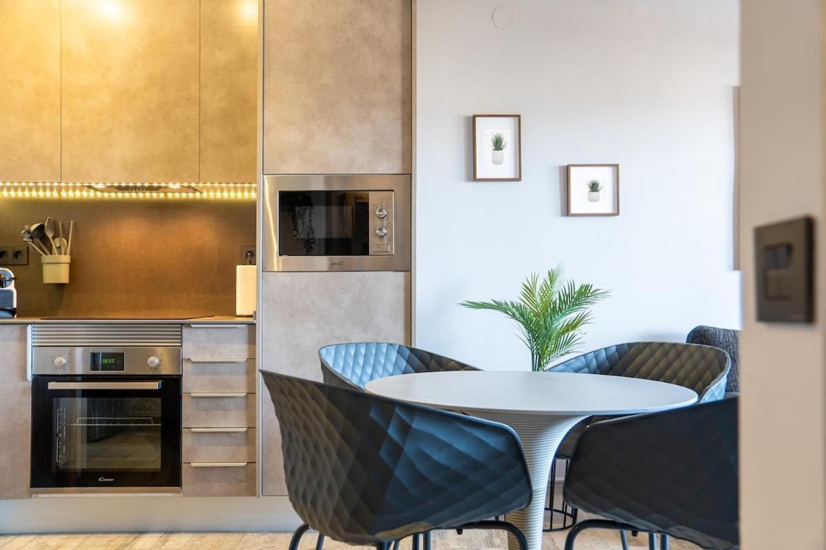 Apartment Penthouse - 5 Min & Pool - Wifi - Ac *