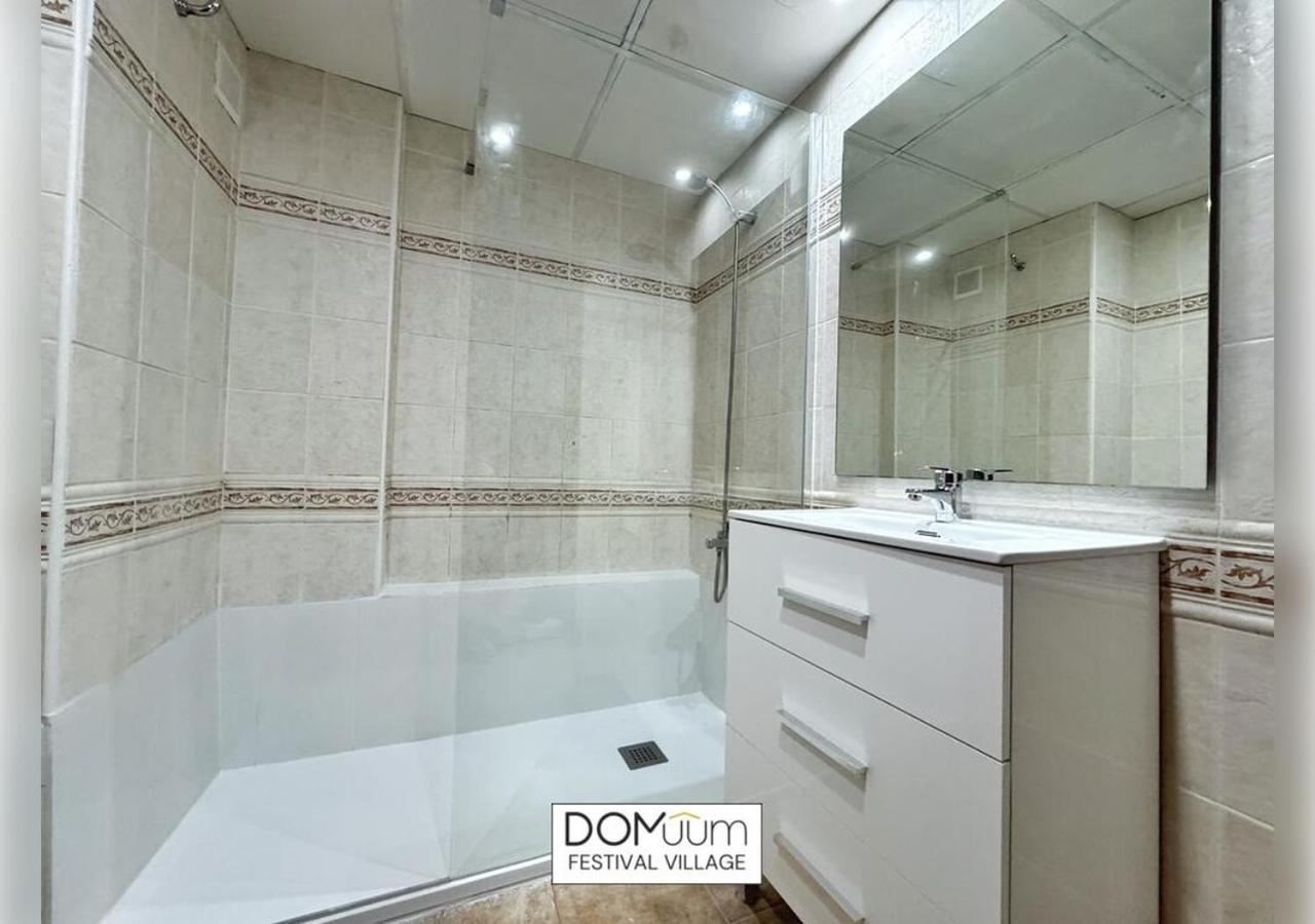 Domuum Holidays - Festival Village Apartment