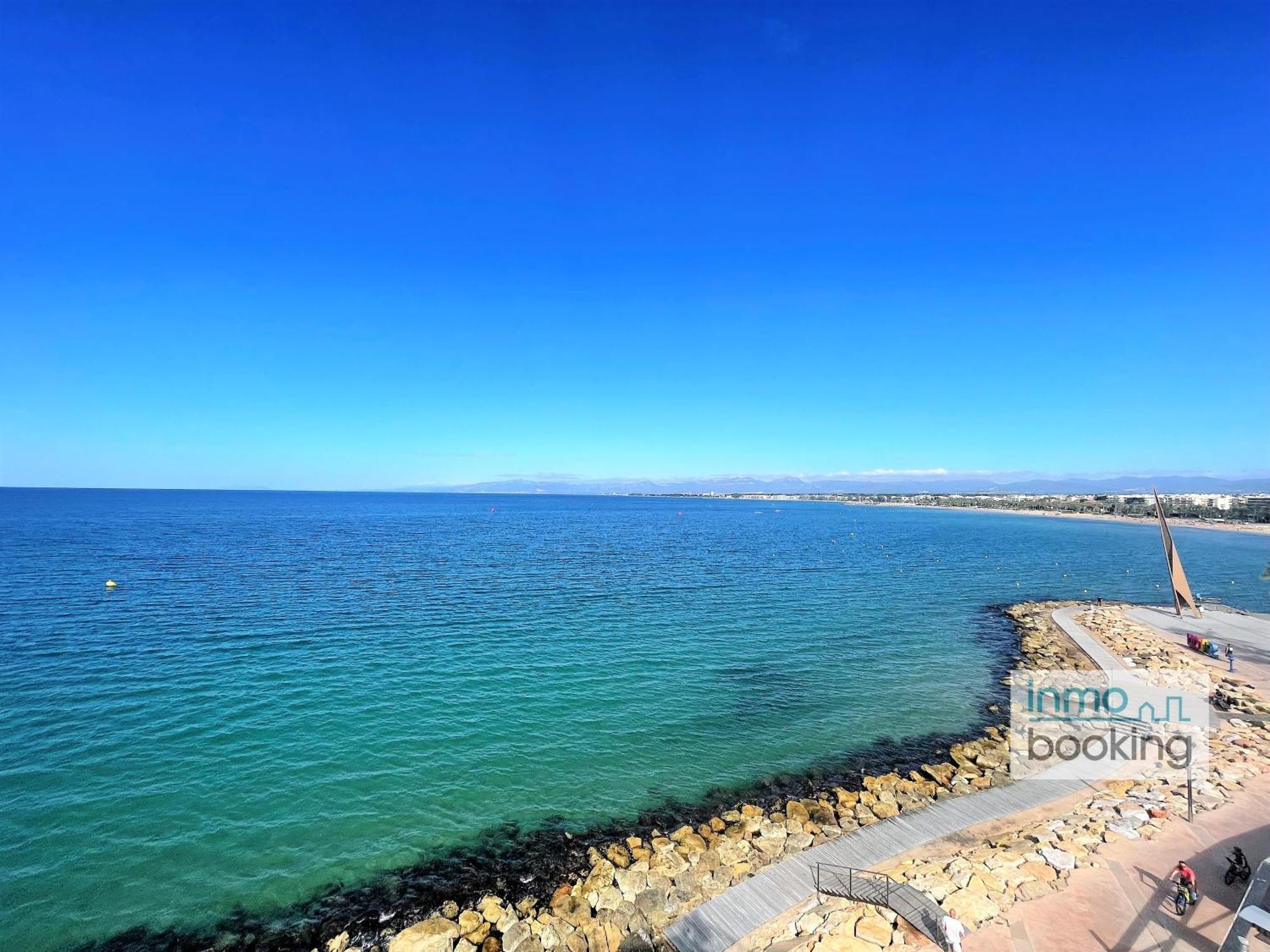 Acantilados La Mar De