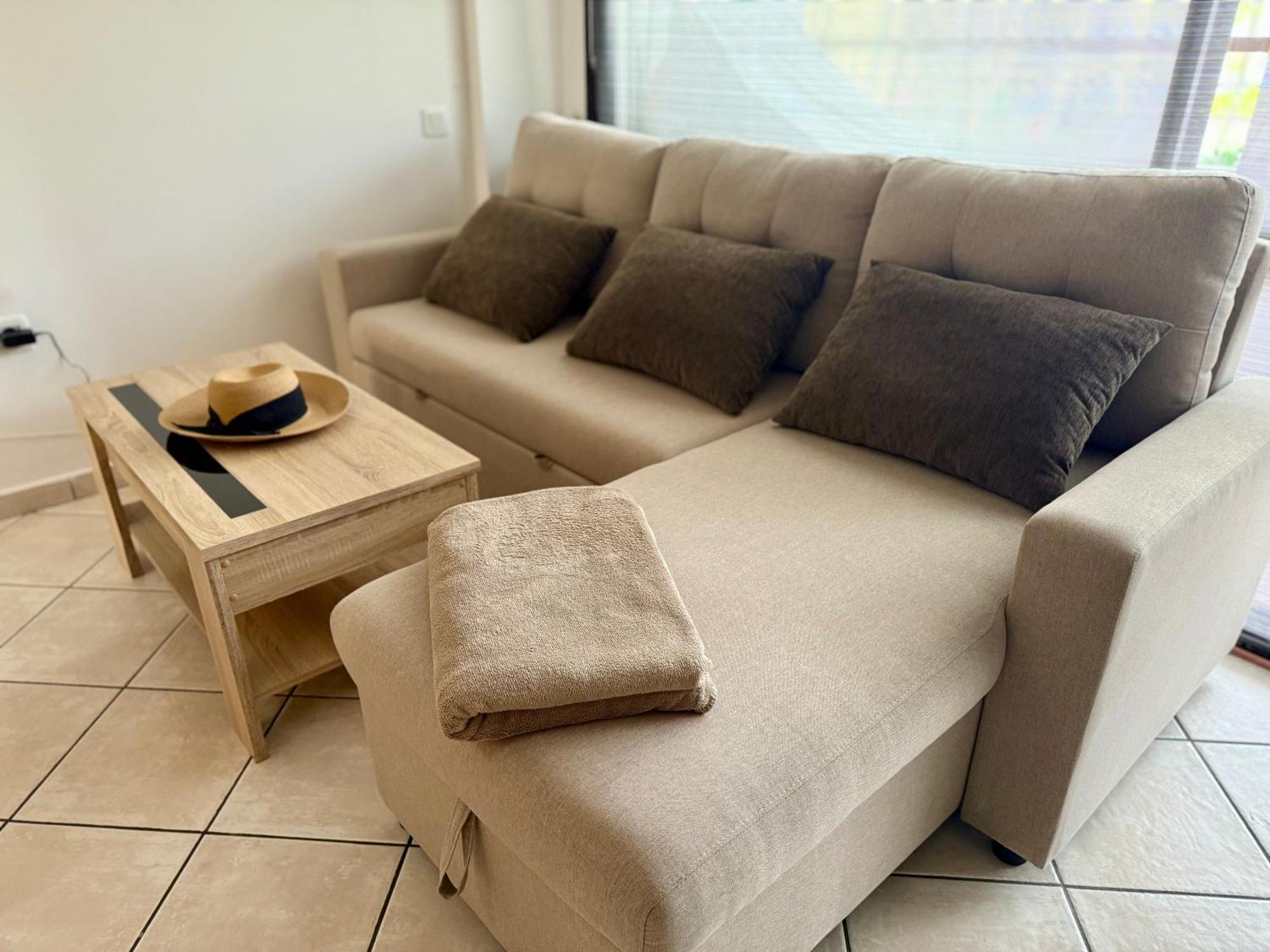 Salouru Apartment *