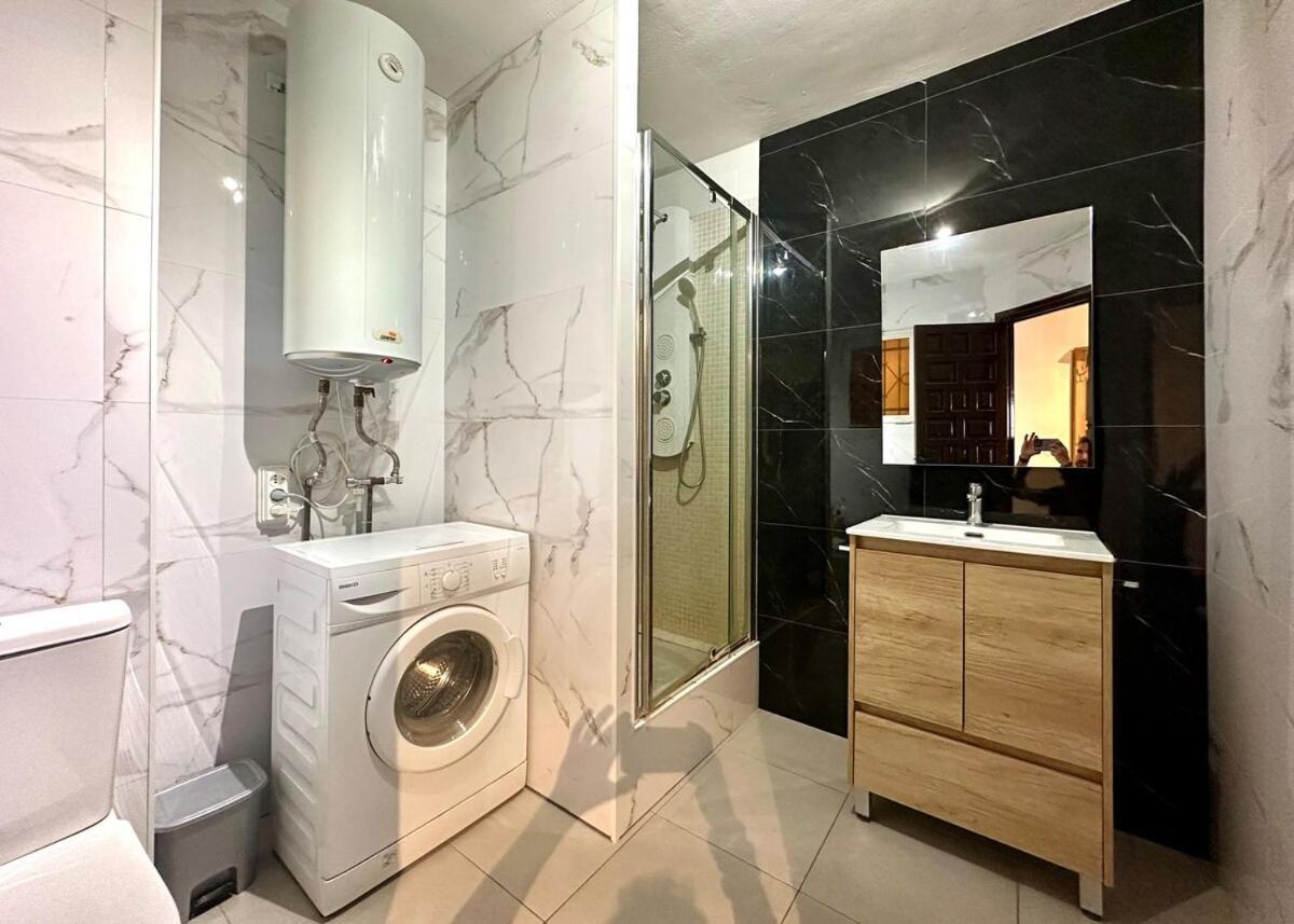 Clipper Apartment