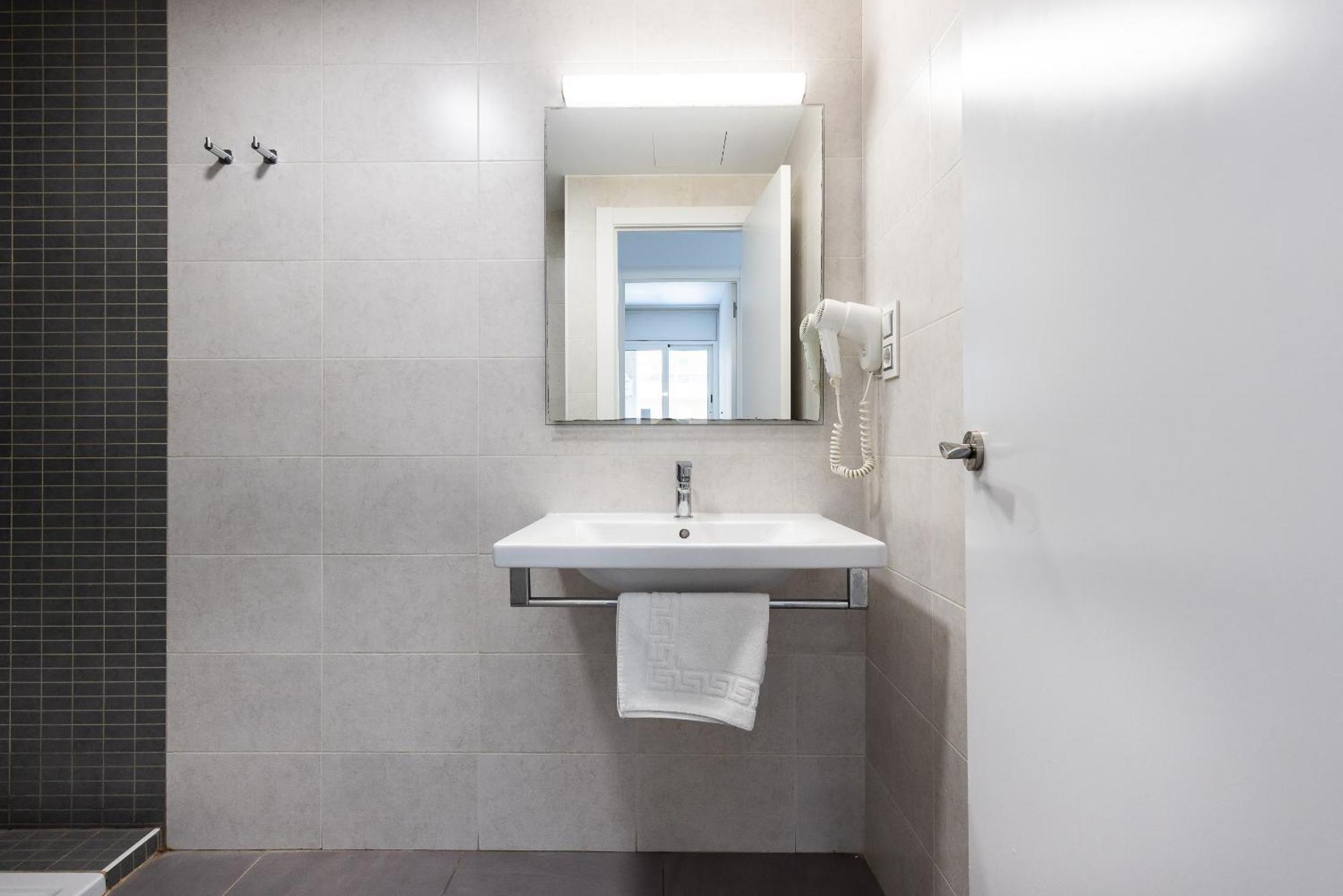 Rentalmar Zahara Family Apartment *