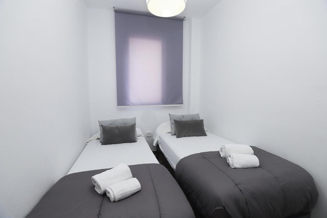 Apartment Differentflats Cala Llenguadets