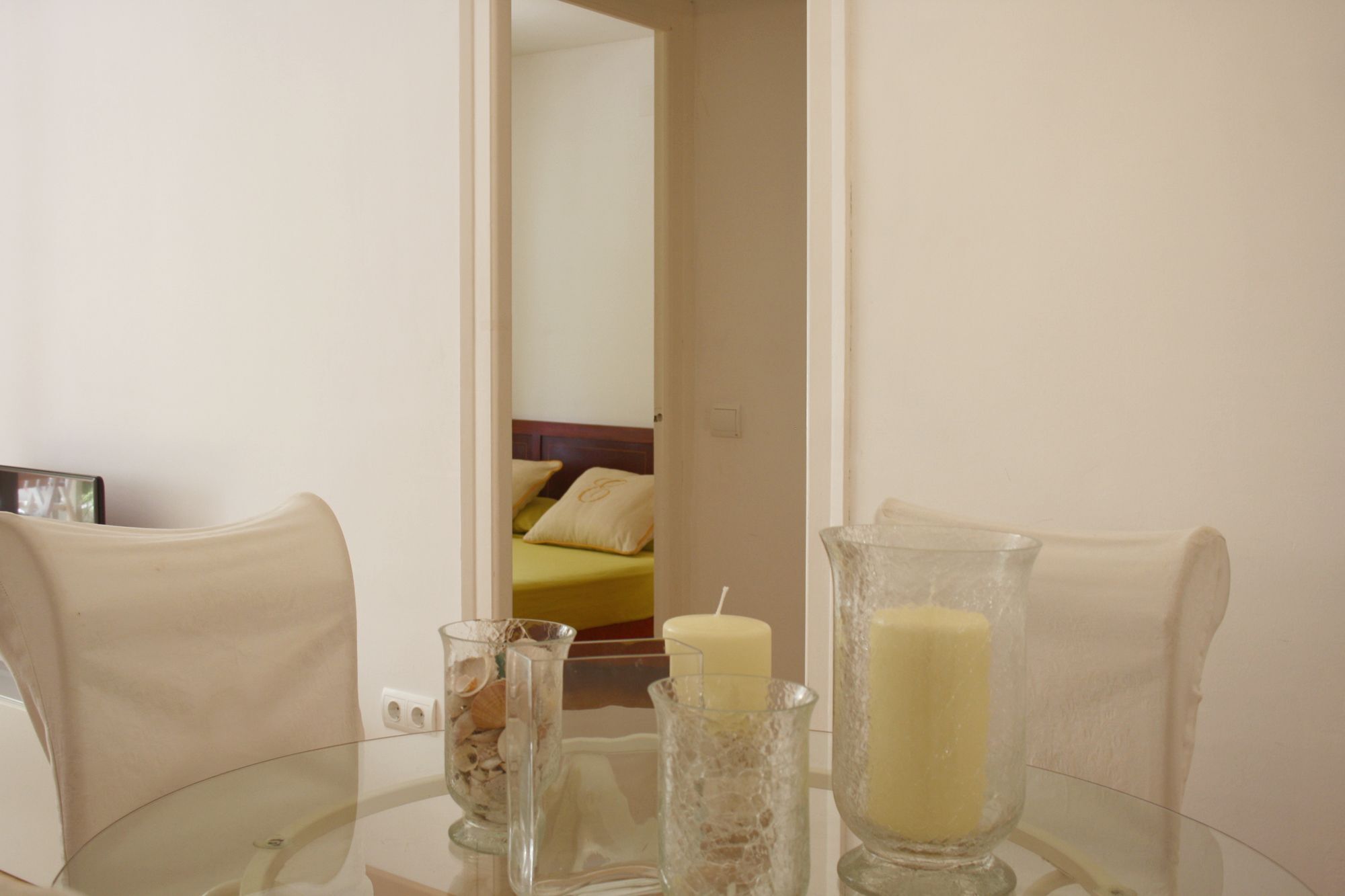 Apartment In A House - Sh00