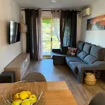 Salou apartamento zona turística,5 min de playa,15 Port Aventura