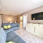 For A Stay Living Park
