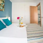 Aparthotel Ona Novelty