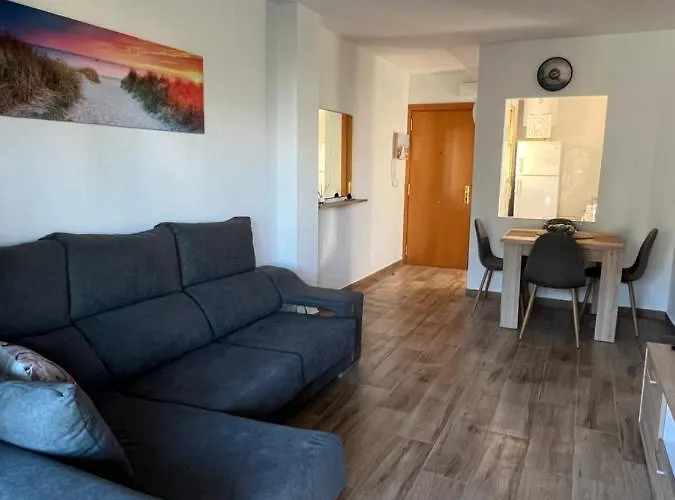 Salou apartamento zona turística,5 min de playa,15 Port Aventura