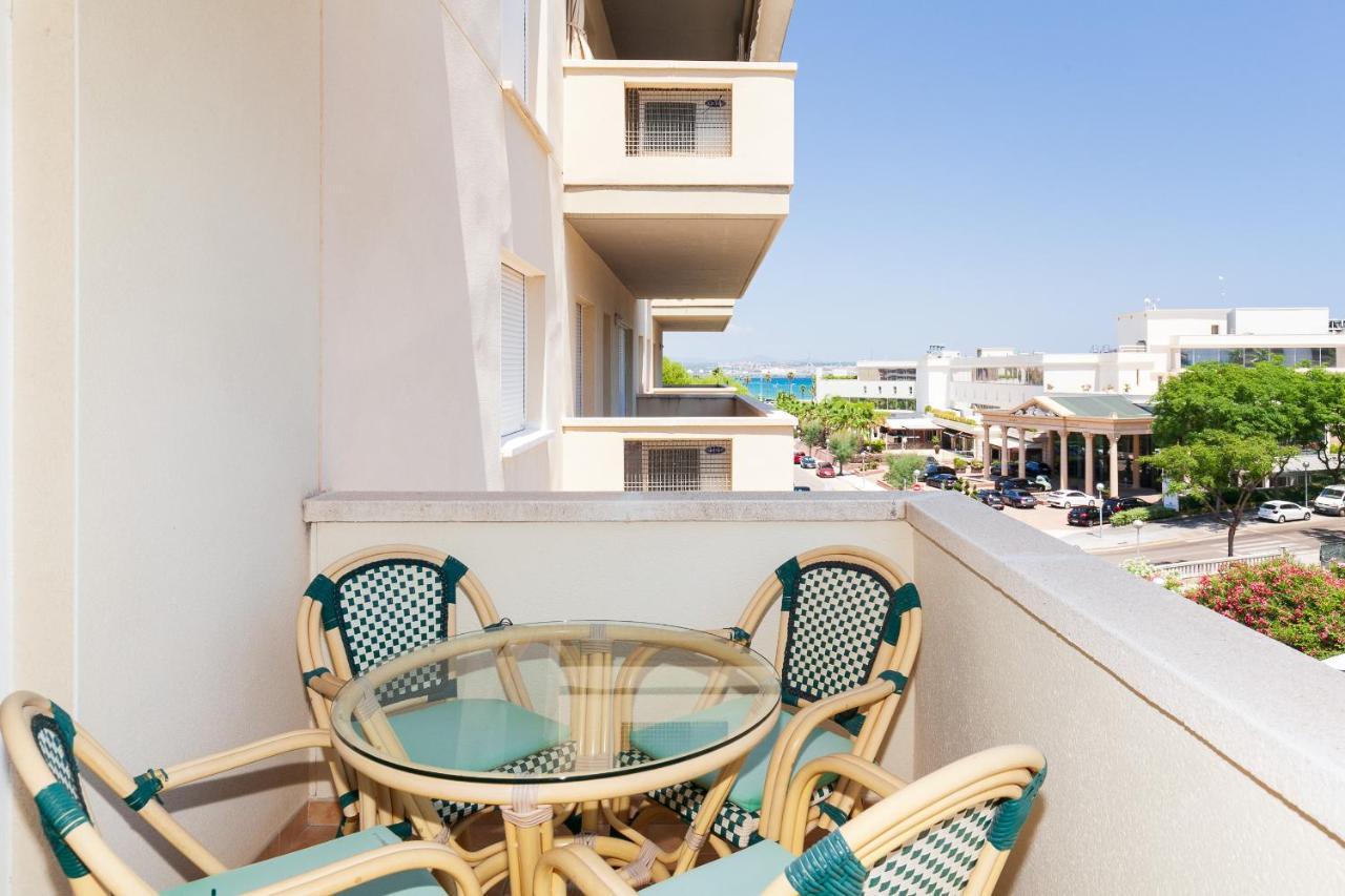Apartment Uhc Aqua Family Complex Salou