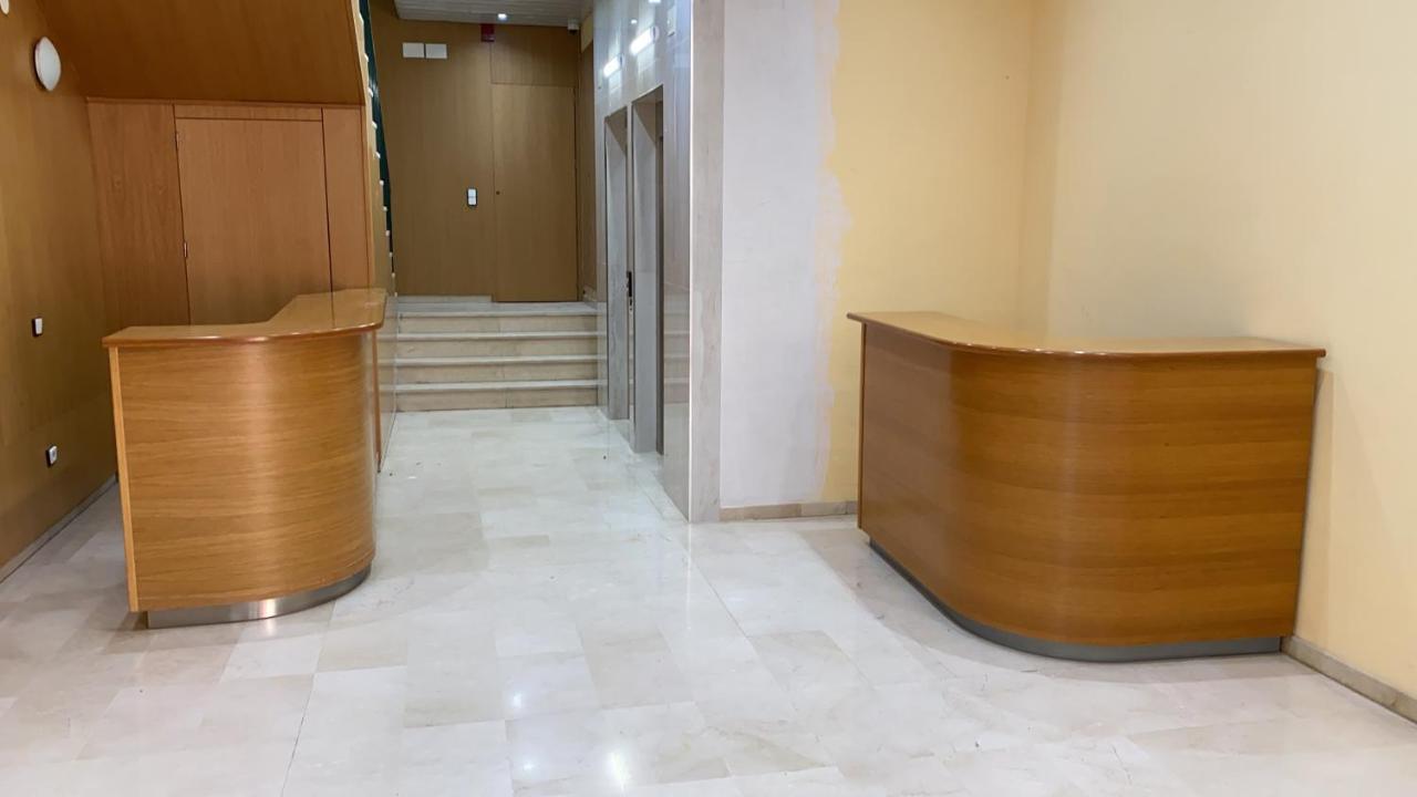 De Luxe Con Piscina Apartment