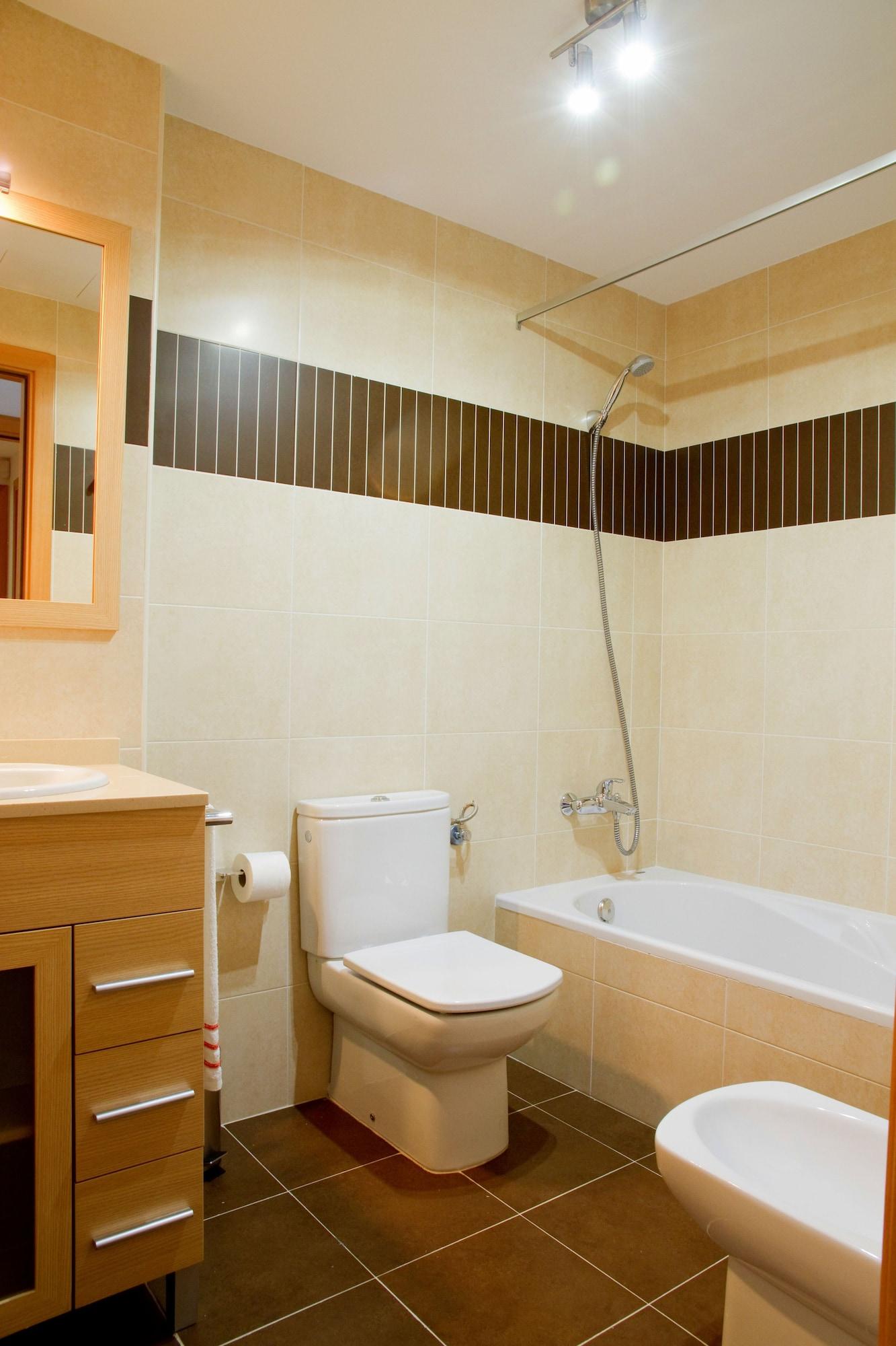 Rentalmar Families Paradise Village Apartment