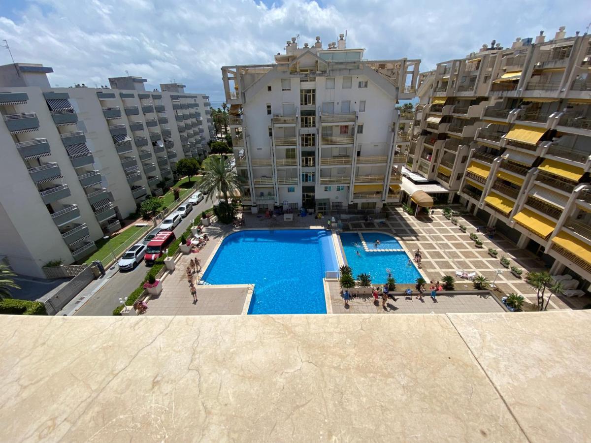 Con Piscina En 1ª Linea De Playa En Apartment *