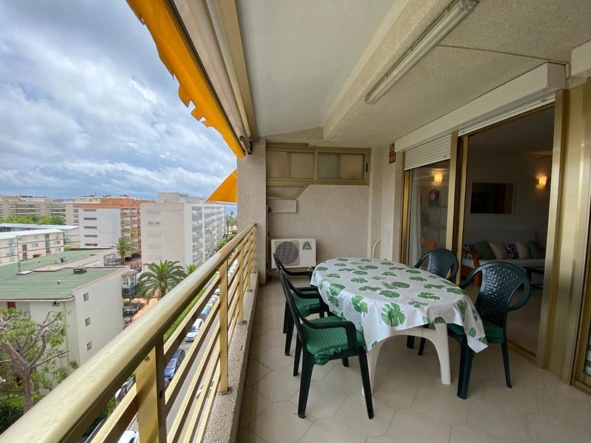 Con Piscina En 1ª Linea De Playa En