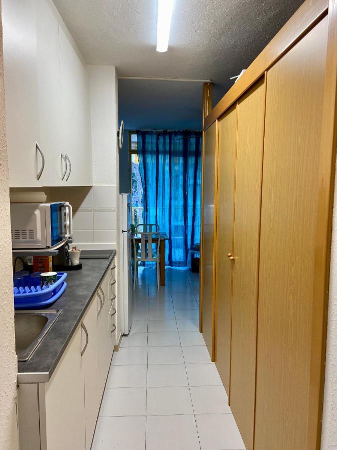 Appartement Apartamento Con Servicios, Piscina Y Parking Privado Max 4 Pax