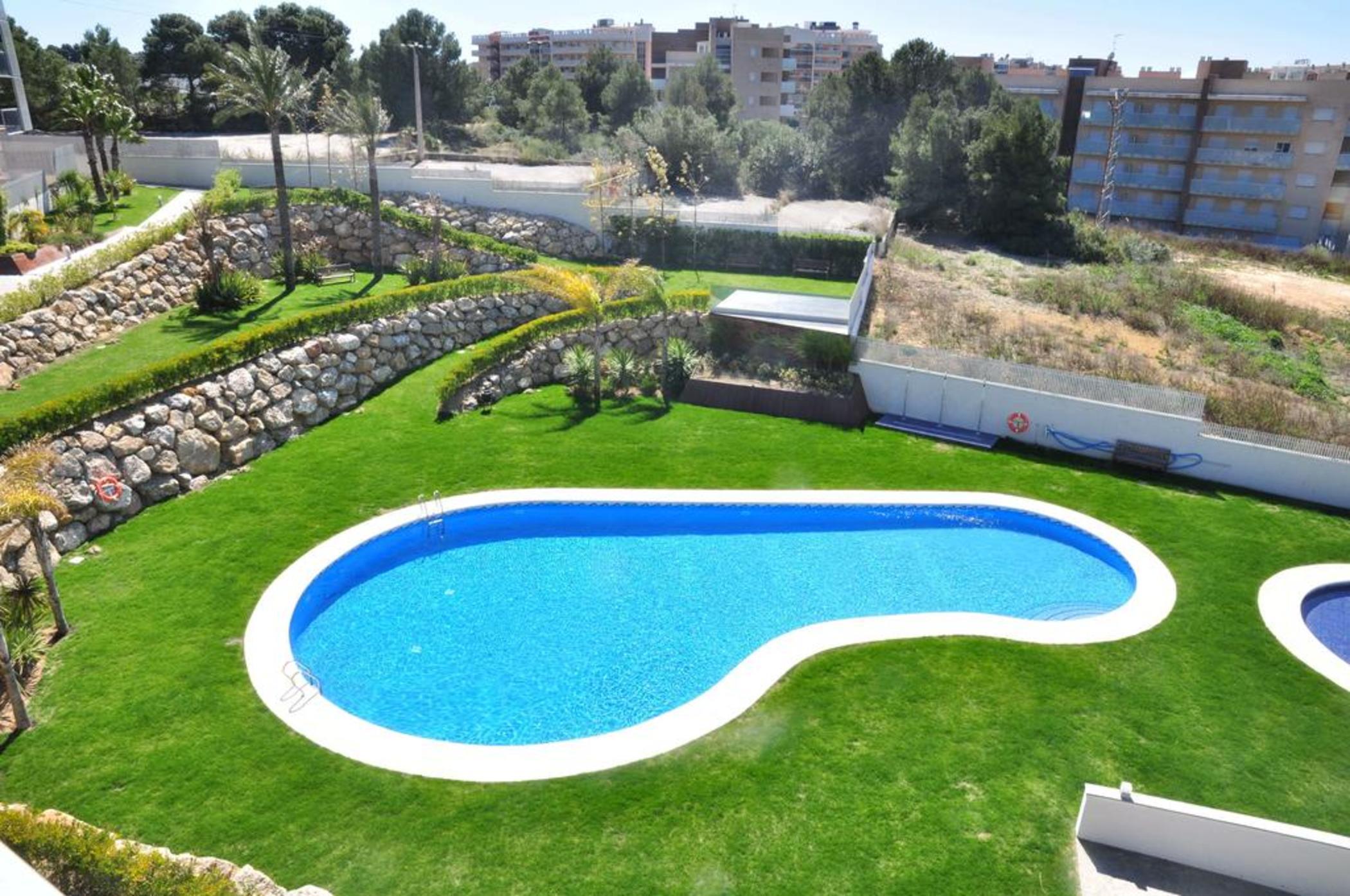 Rentalmar Families Paradise Village