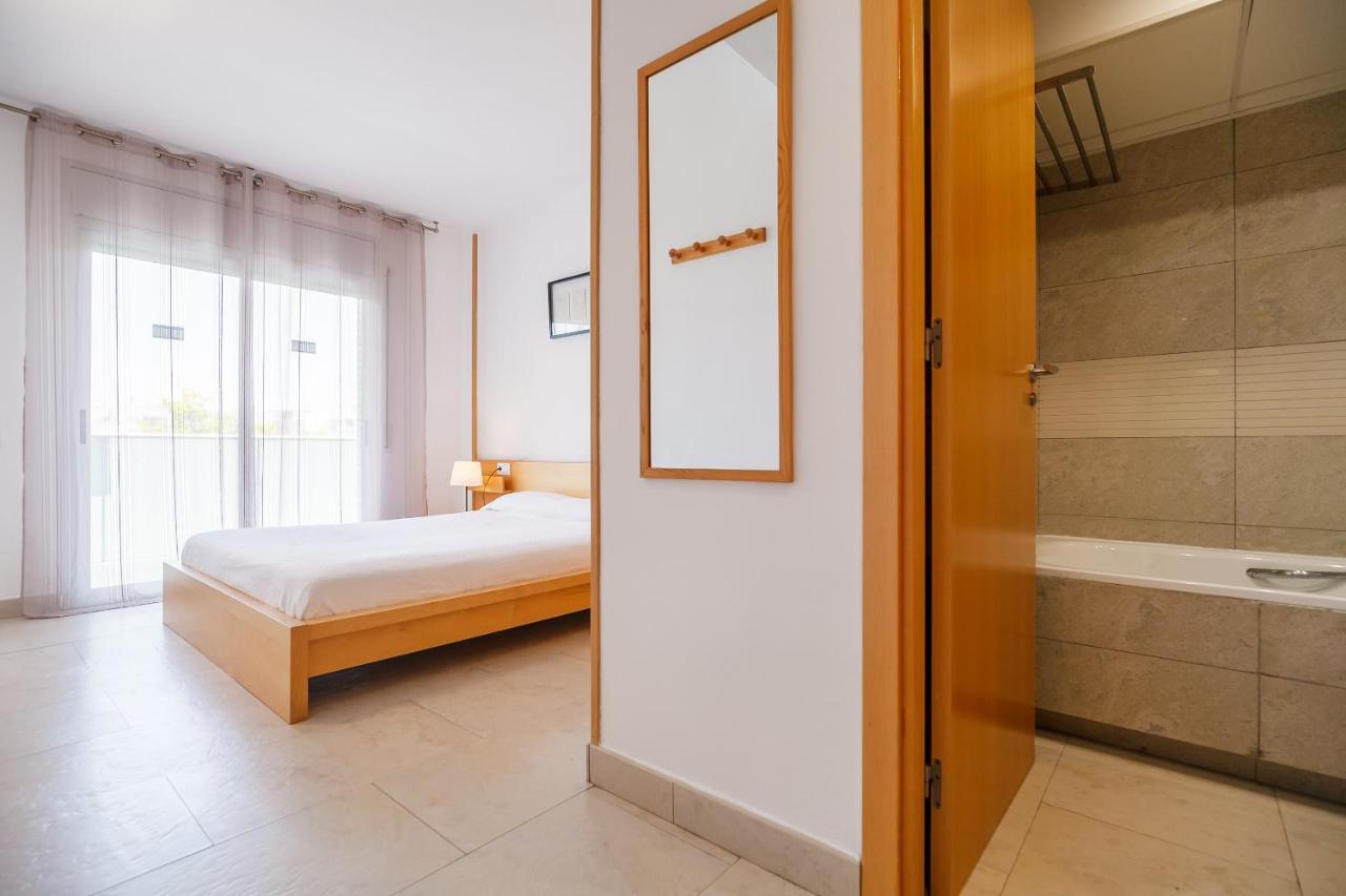 Apartment Uhc Spa Aqquaria Family Complex Salou