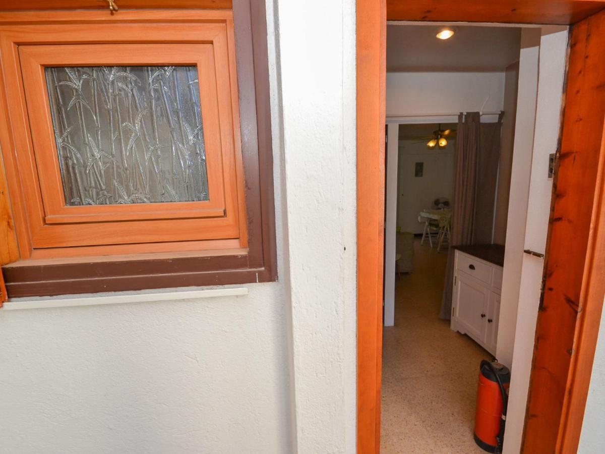 Flandria-3 By Interhome