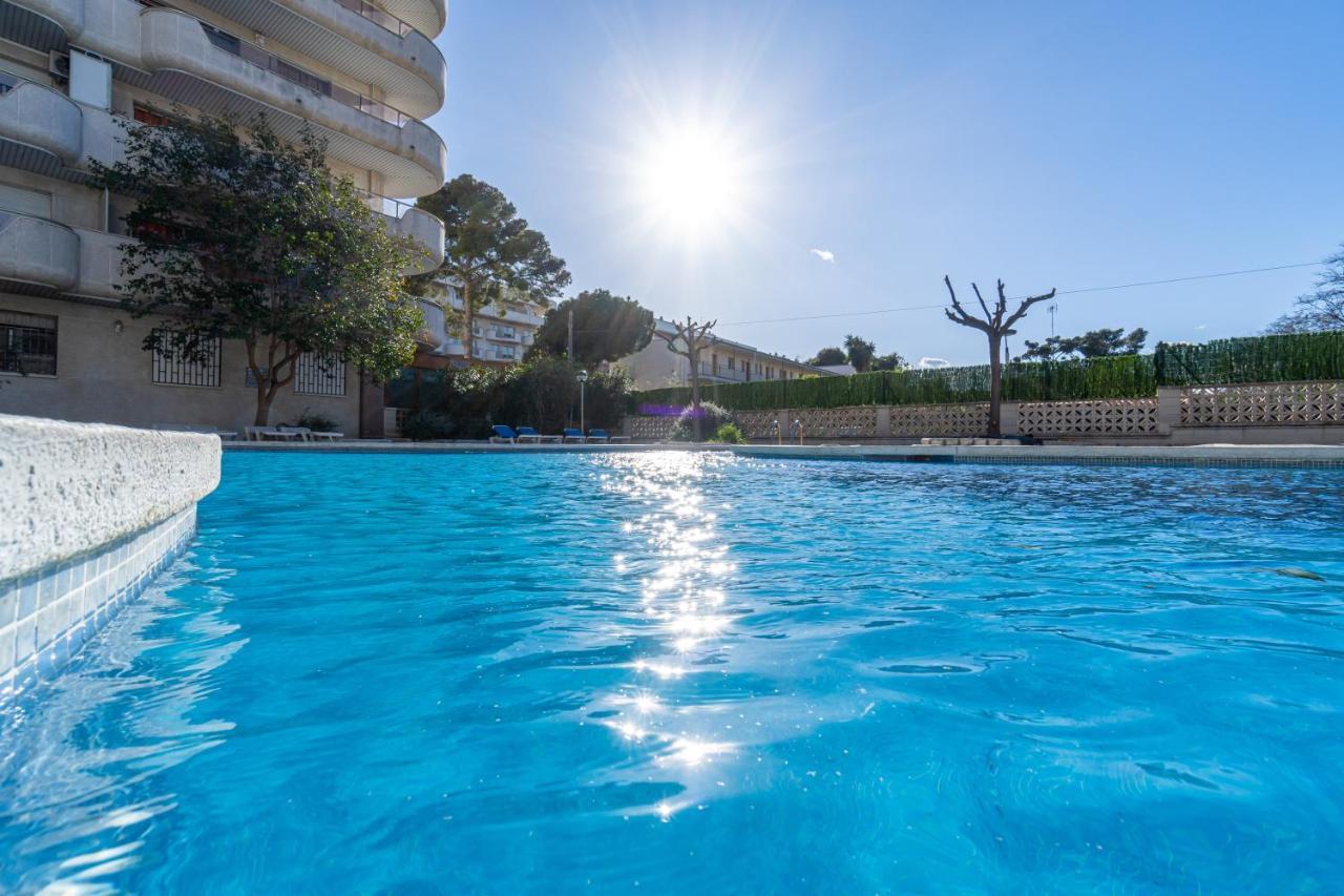 Playa-piscina-port Aventura4