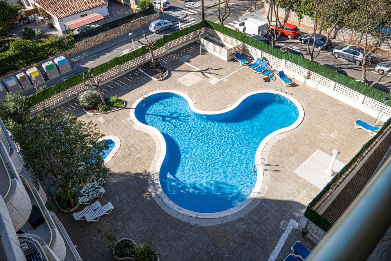 Playa-piscina-port Aventura4
