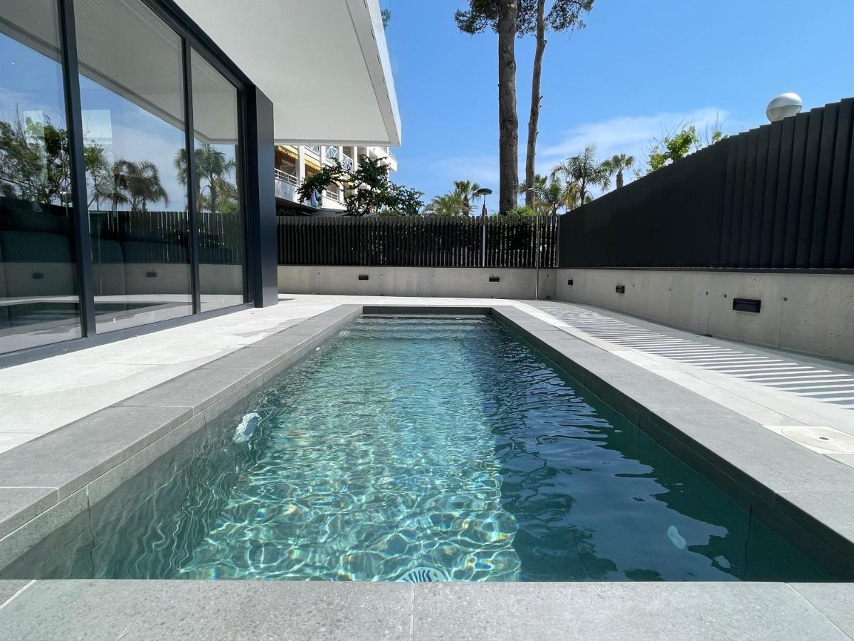 Rentalmar Families Only Apartment