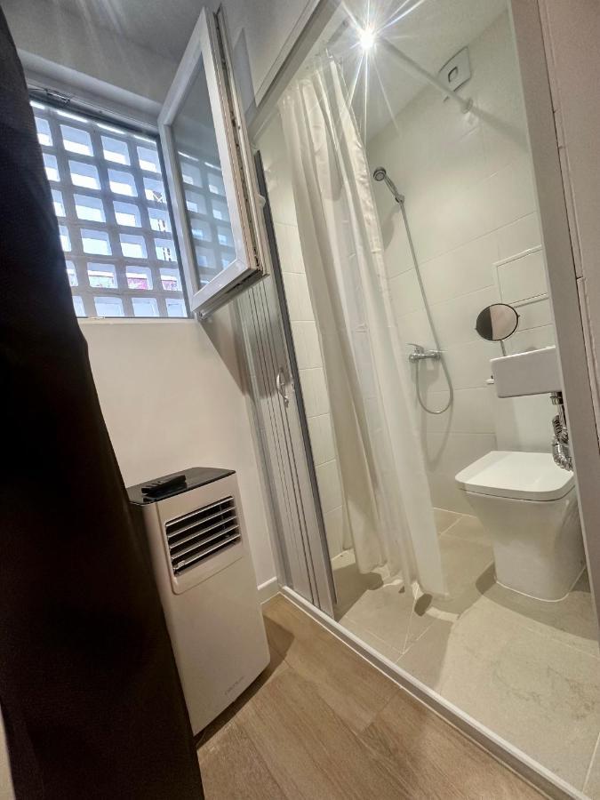 Little With Private Wc And Shower Close To Portaventura Apartment *