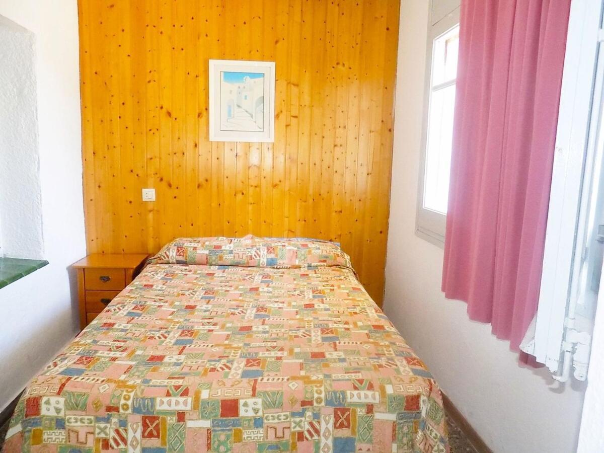 Apartsalou San Jordi Apartment