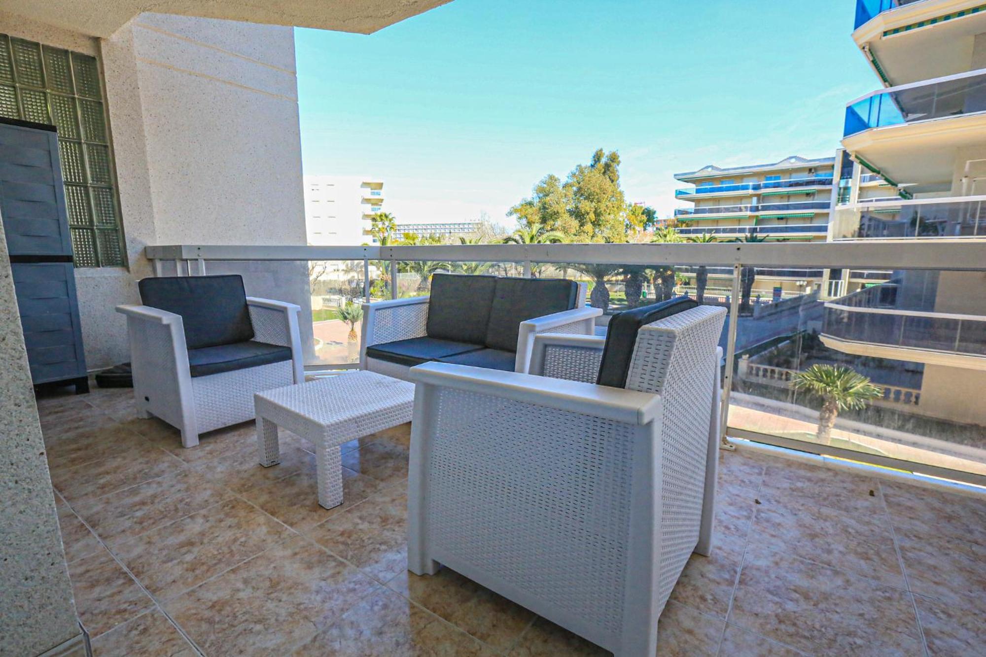 Litoral Costa Dorada - Living Park Only Families