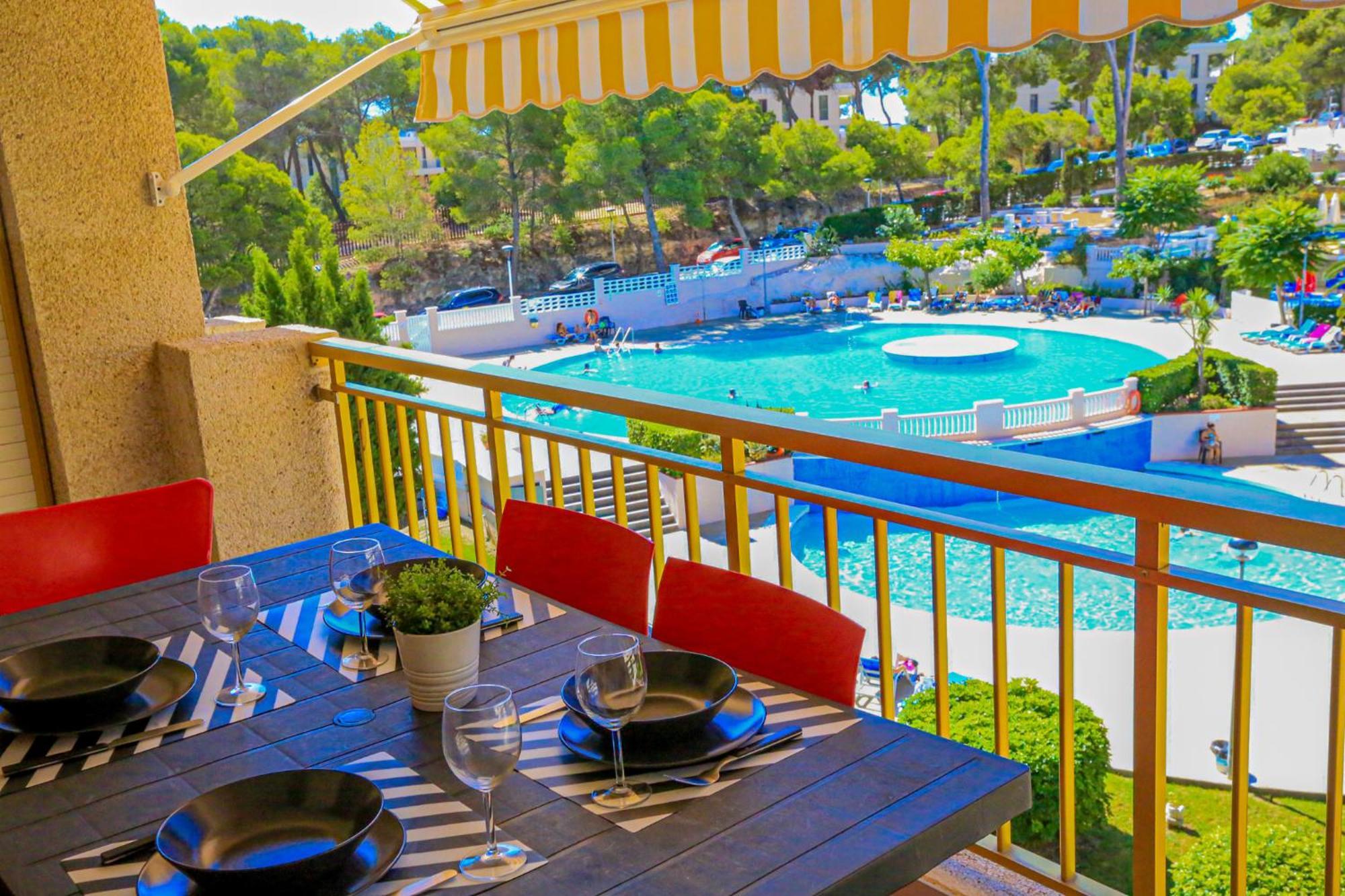 Apartment Litoral Costa Dorada - Catalunya Donna Pool View