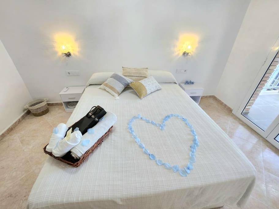 Large In Front Of The Beach! Withparking Apartment *