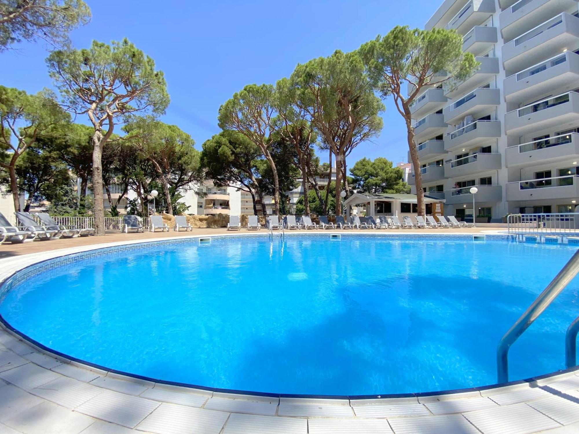Apartment Rentalmar Blue & Pool