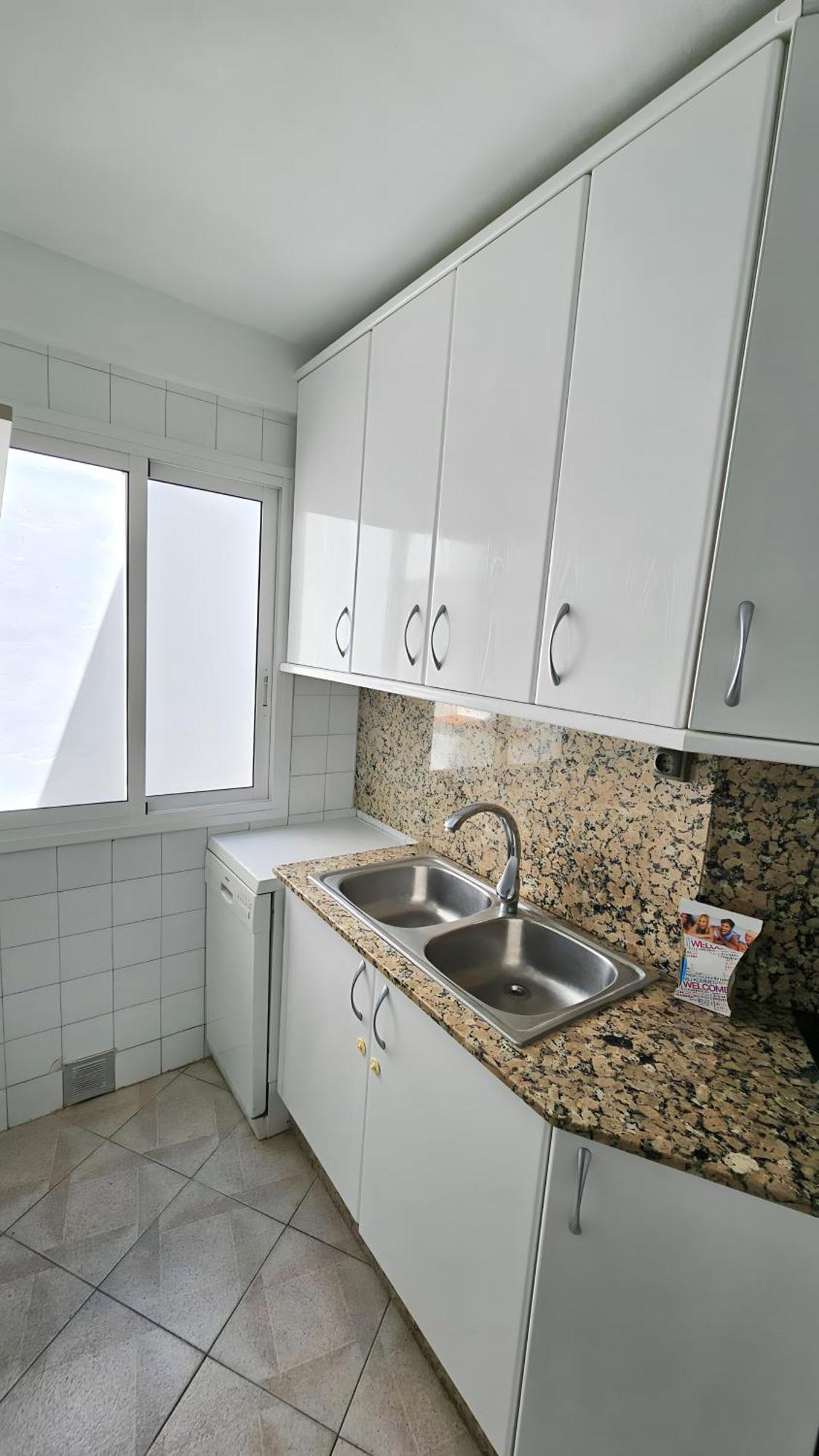 For A Sant Jordi Sunset Apartment