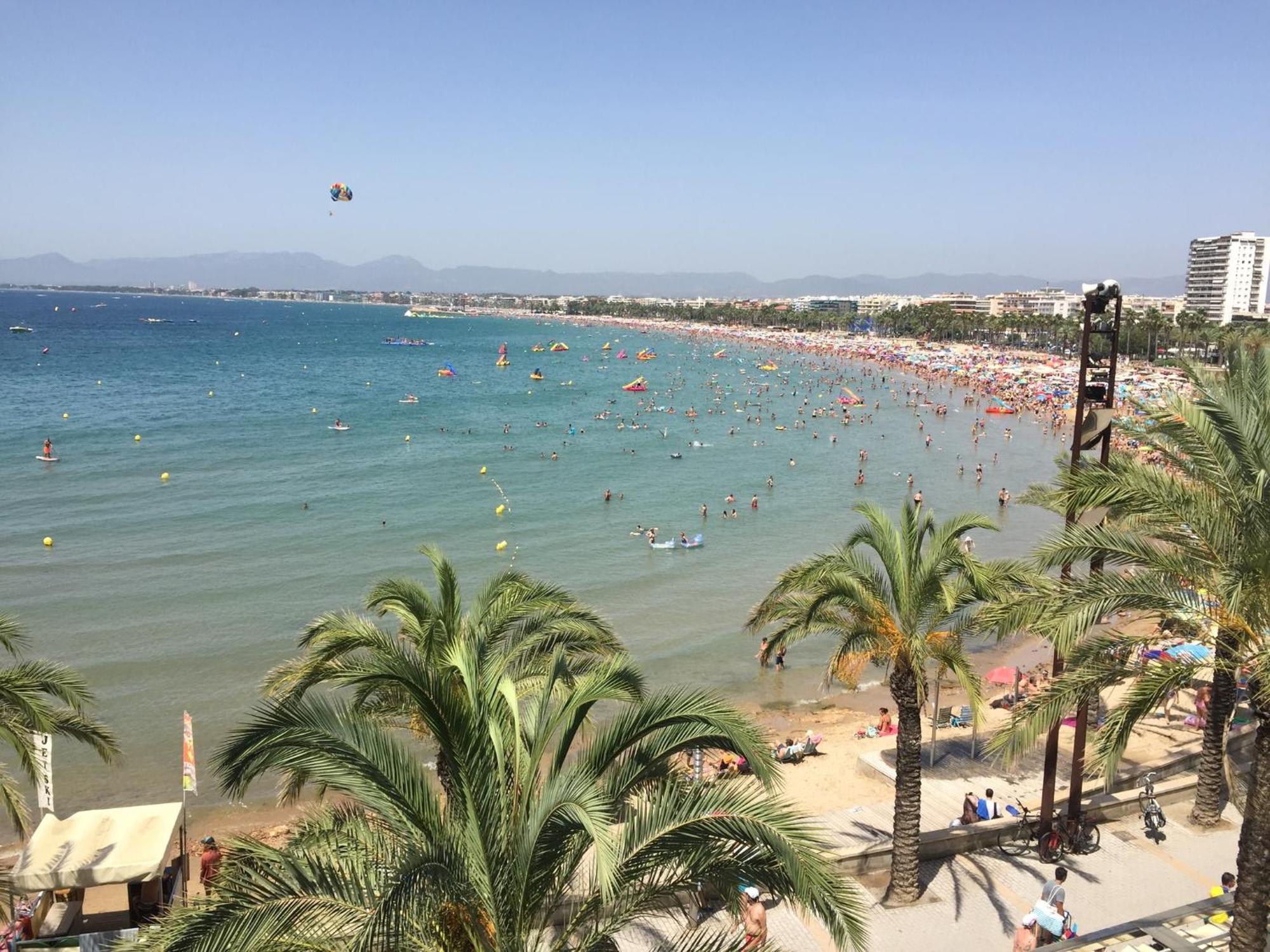 Apartment Comfortable Seaside In 85 M² Sea View Salou