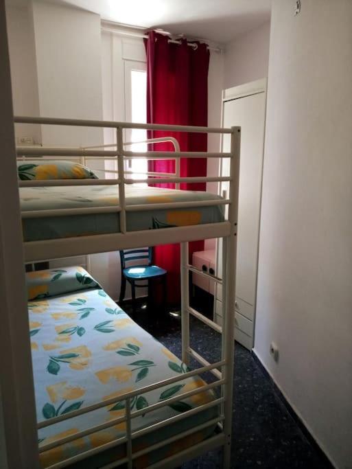 Apartment Salou, Port Aventura, Piscina, A 80m Del Mar