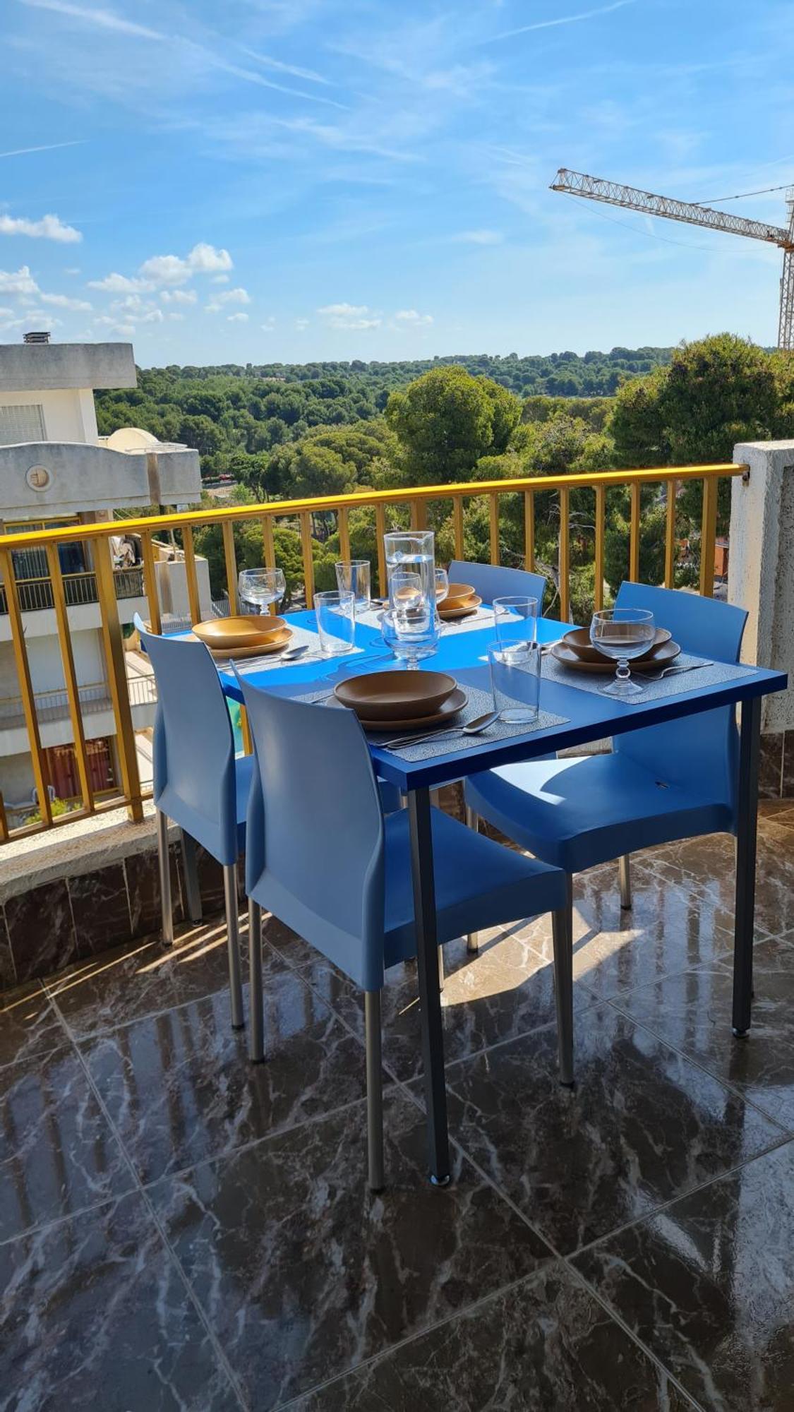 Appartement Con Piscina En *