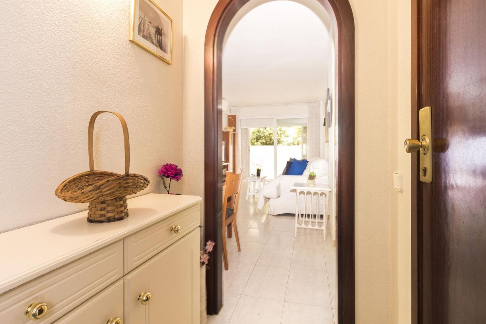 Fmp Ancora Red 1st Line Apartment *