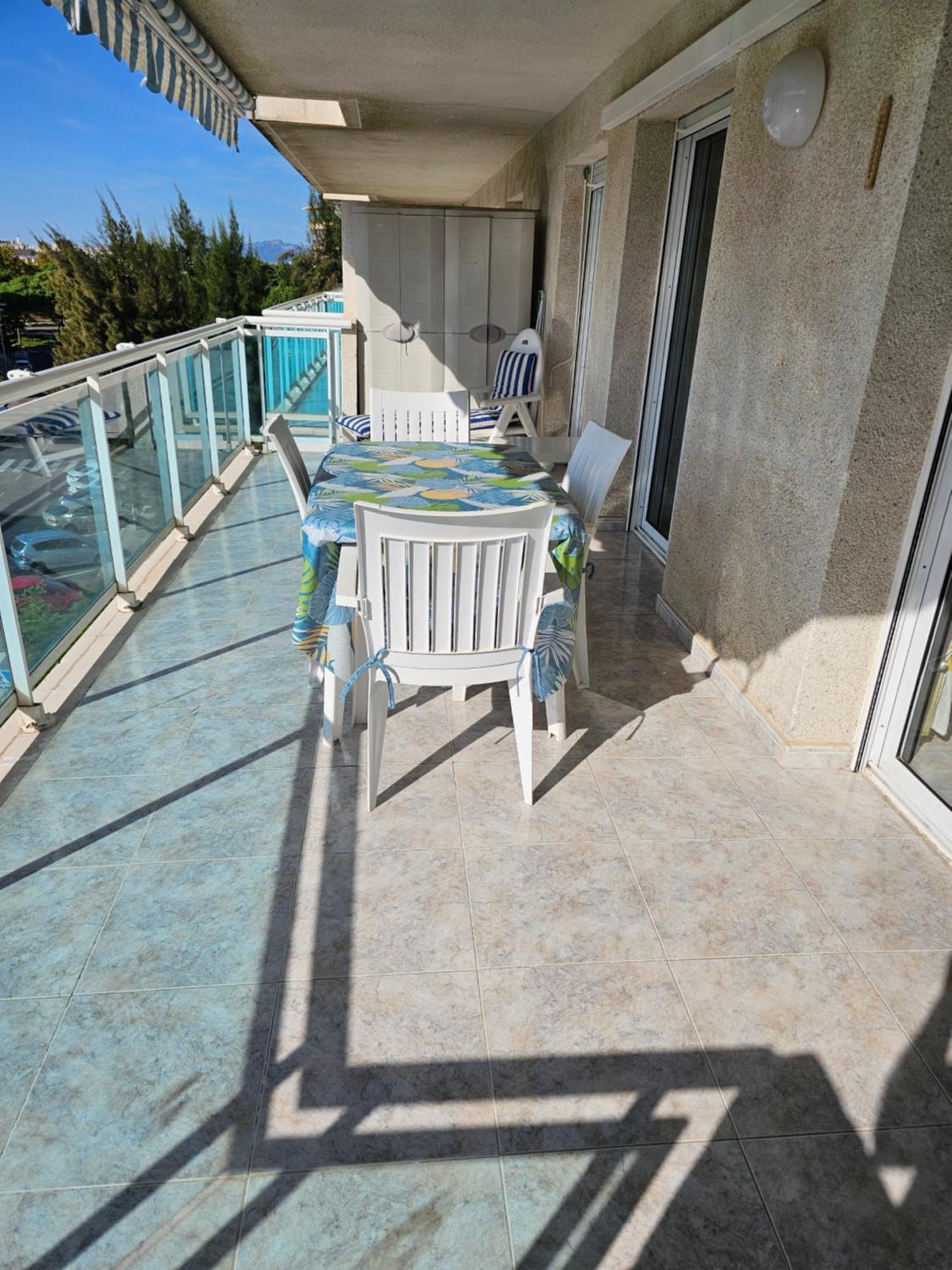 Terrasse Sud: Confort Et Piscine Près De Port Aventura Salou