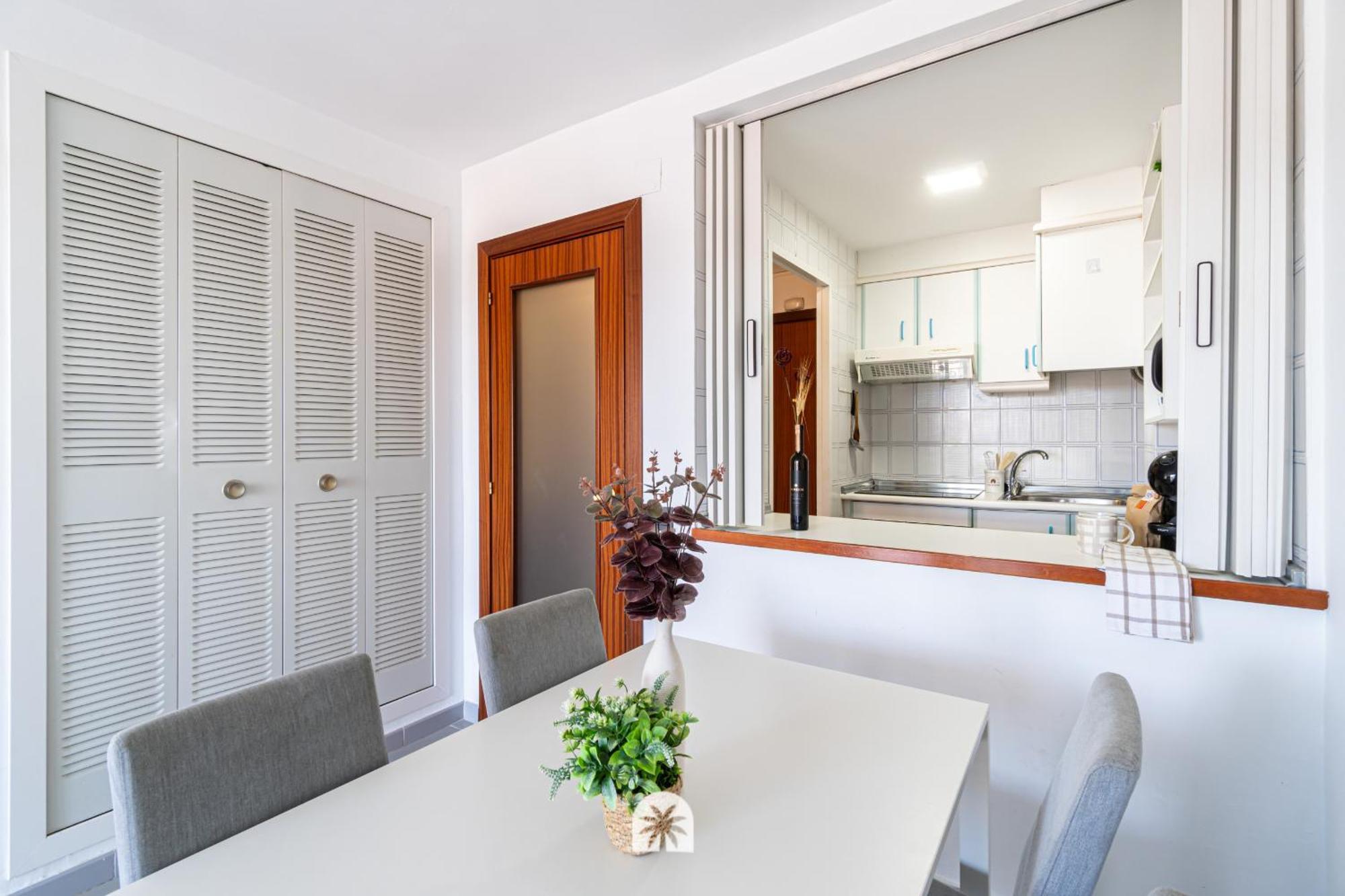 Apartment Mediterranean Way - Pino Alto