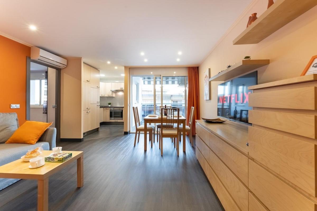 Salou-danubio-center-pool-2bed-portavntura-aa-wifi17 Apartment