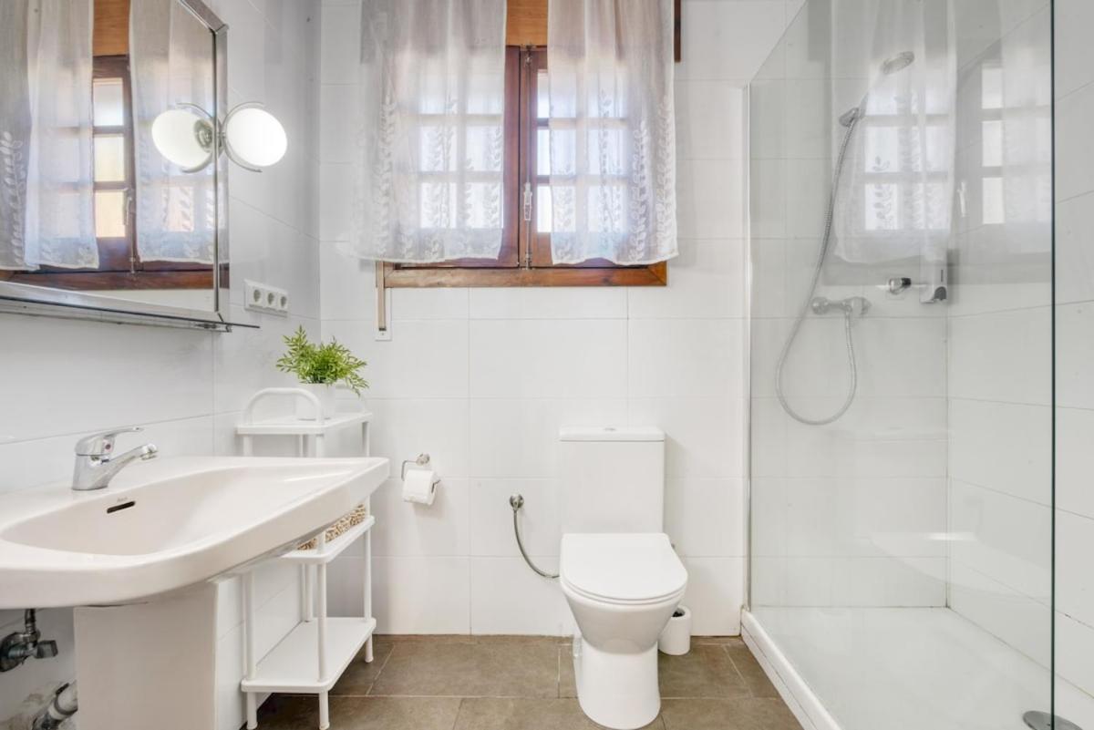 Family With Private Pool & - Bbq - Wifi - Ac Apartamento