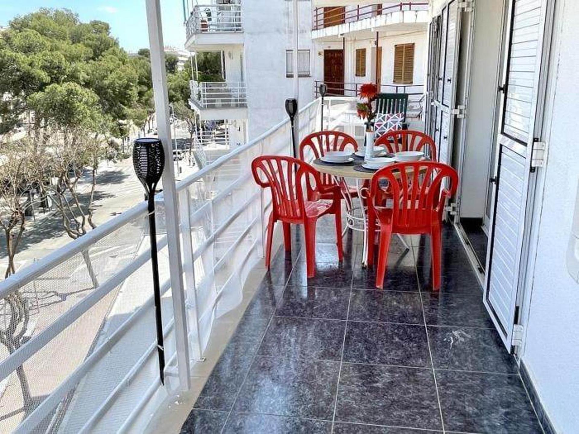 3br-sleeps6-balcony-a C-5min To Apartment