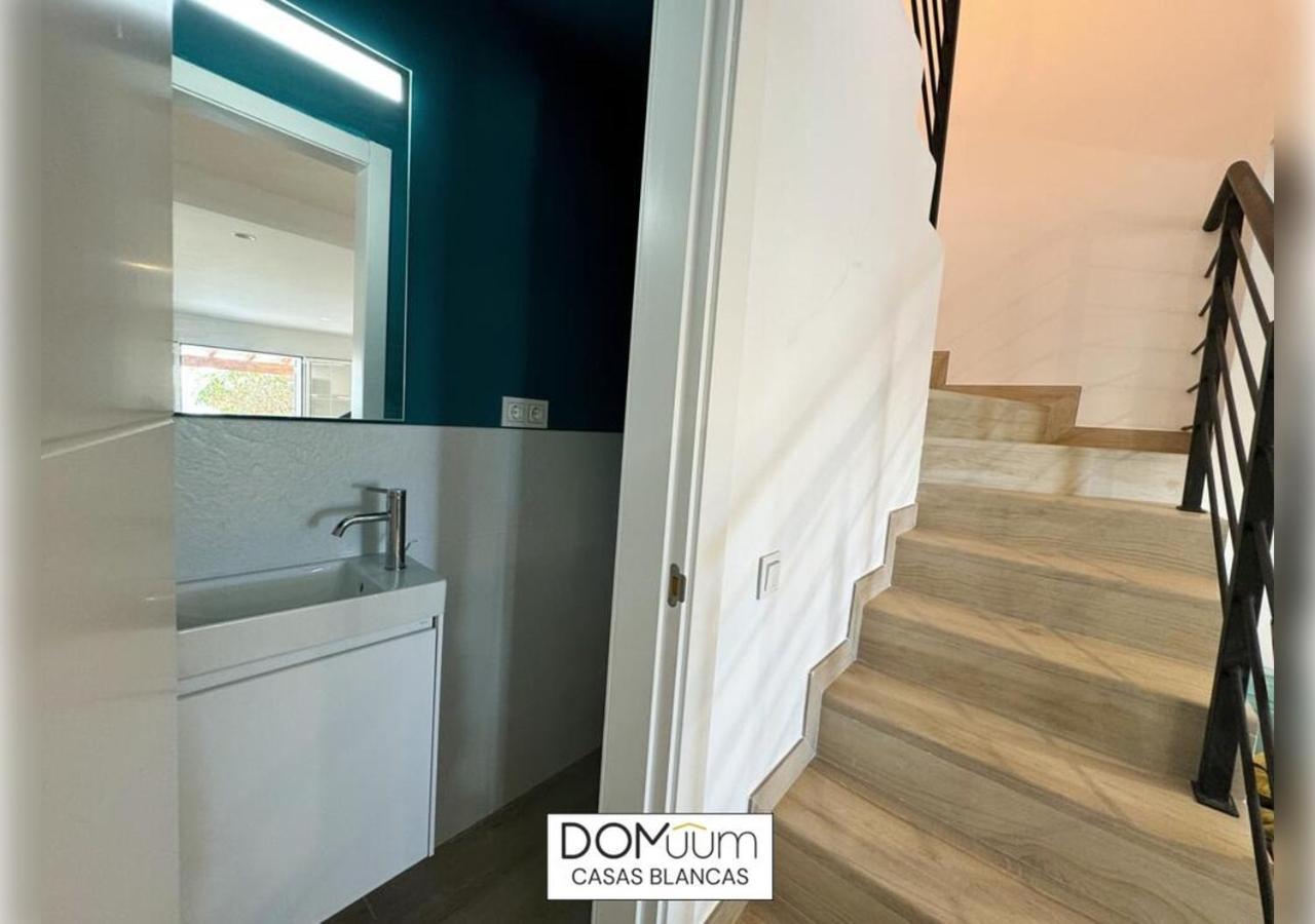 Domuum Holidays - Casas Blancas Appartement *