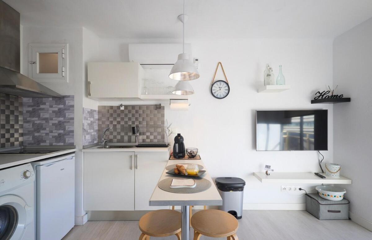 Charming Apartment *