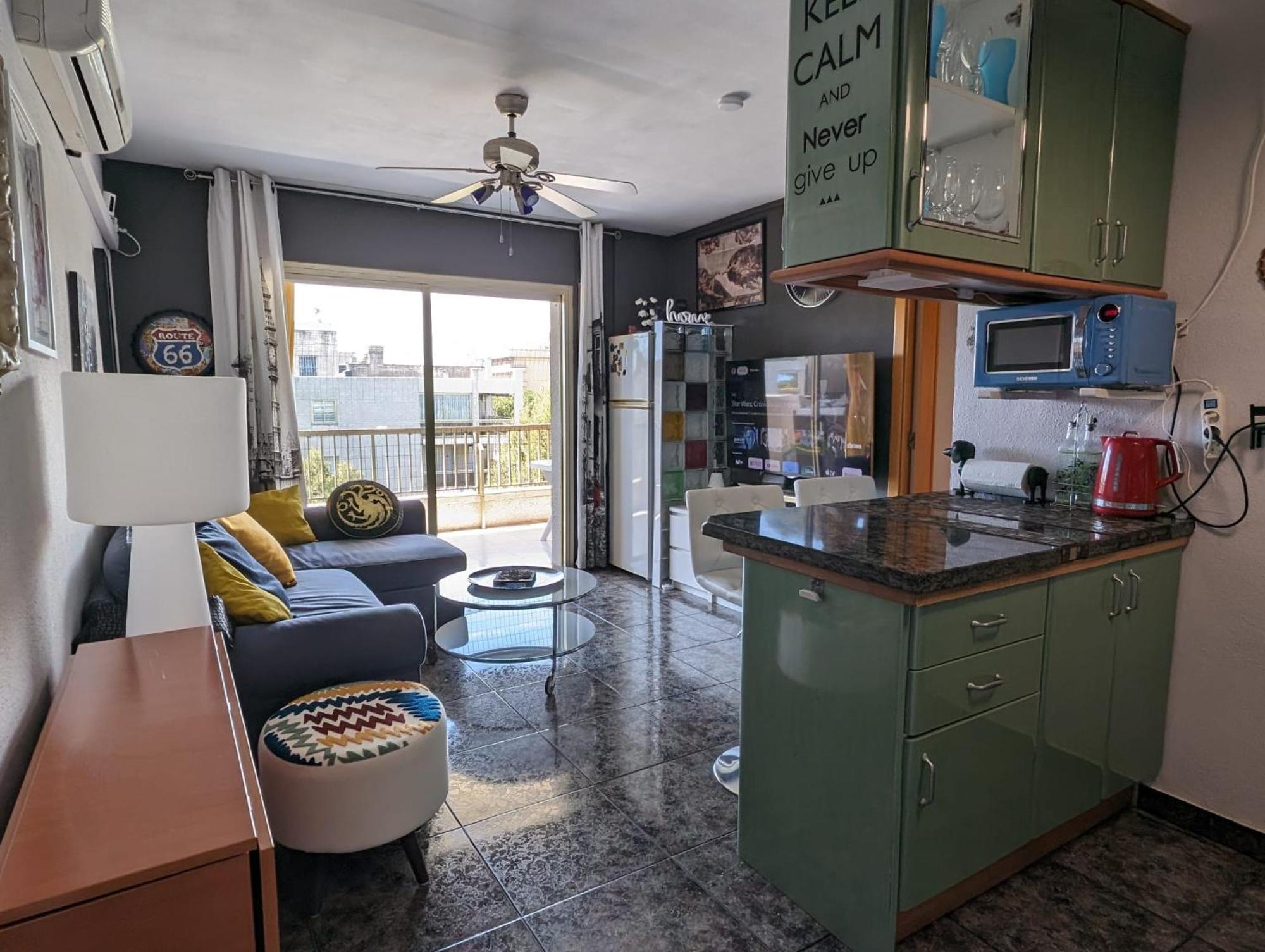 Enjoy The Beach, Port Aventura And Ferrari Land Apartment